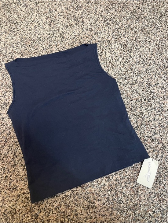 Universal Thread Tops - Universal Thread Boatneck Navy Sleeveless Tank Top Woman’s S NWT